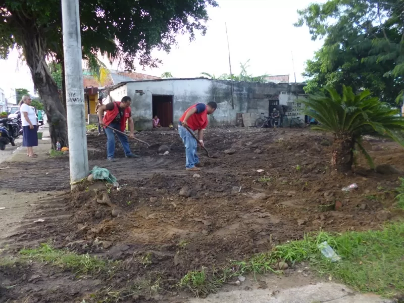 IDURY-, recuperó la zona verde en la calle 37 entre carreras 17a y 18 de Yopal, Casanare.